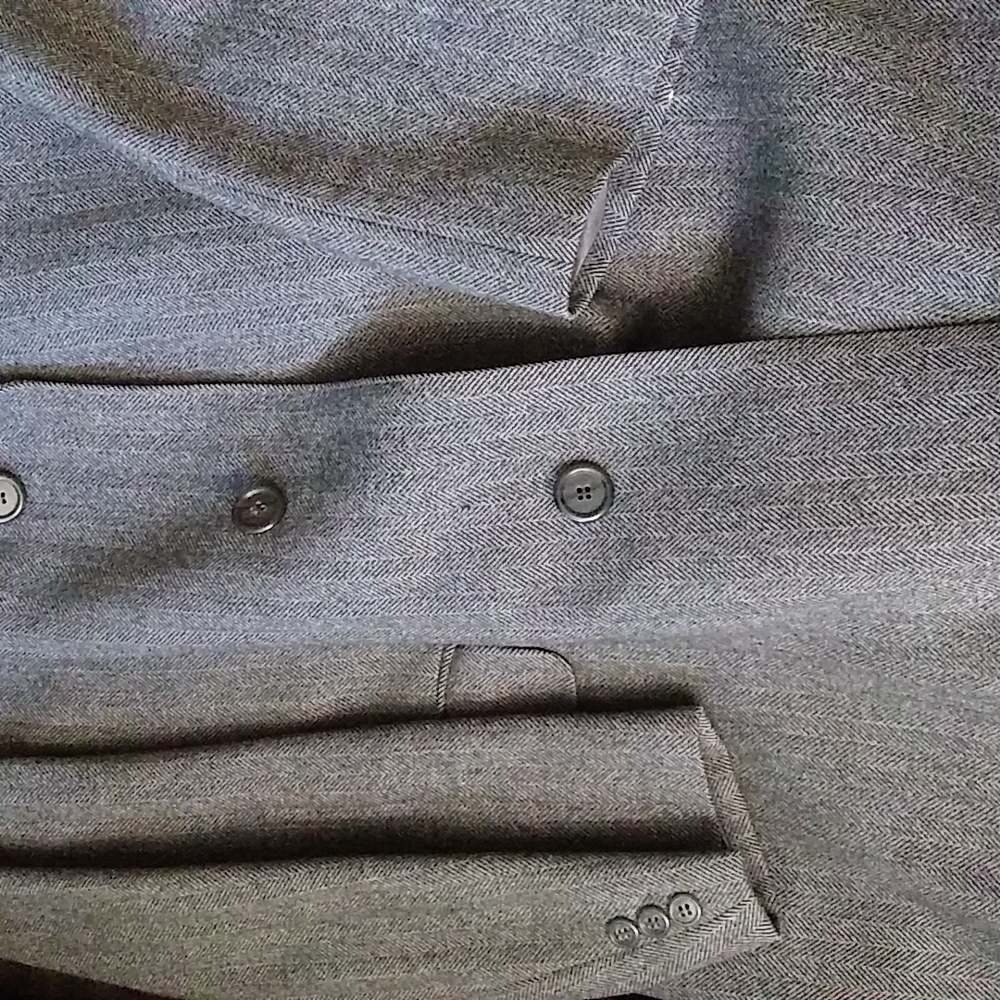 Strathmore Coat - Picture 6 of 9